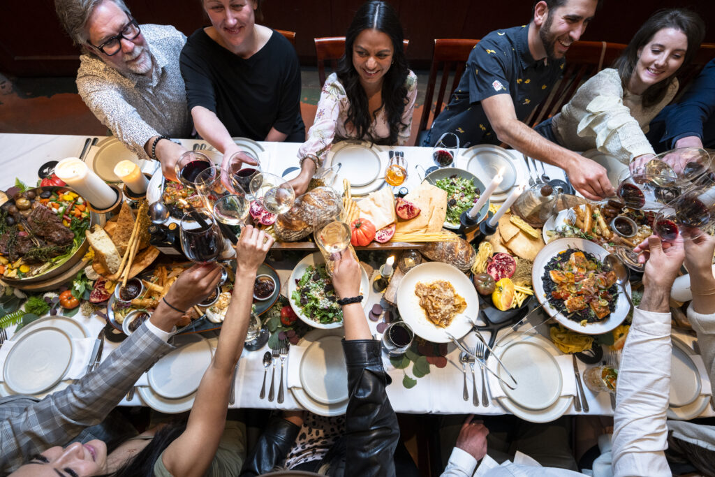 Younger Diners Are Embracing Eating With Strangers
